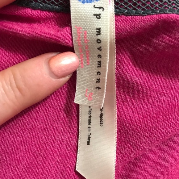 NWT FREE PEOPLE Active Pink Crop Top - Picture 7 of 8